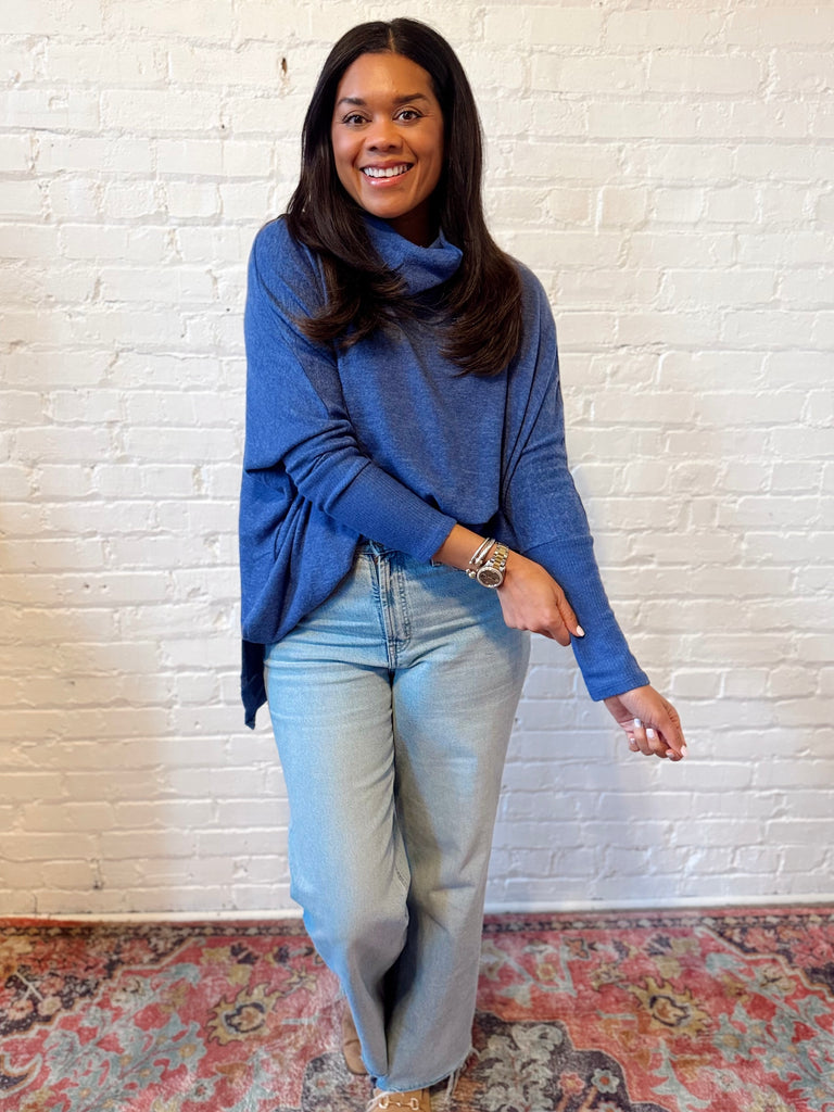 Color Pop Fleece Blue