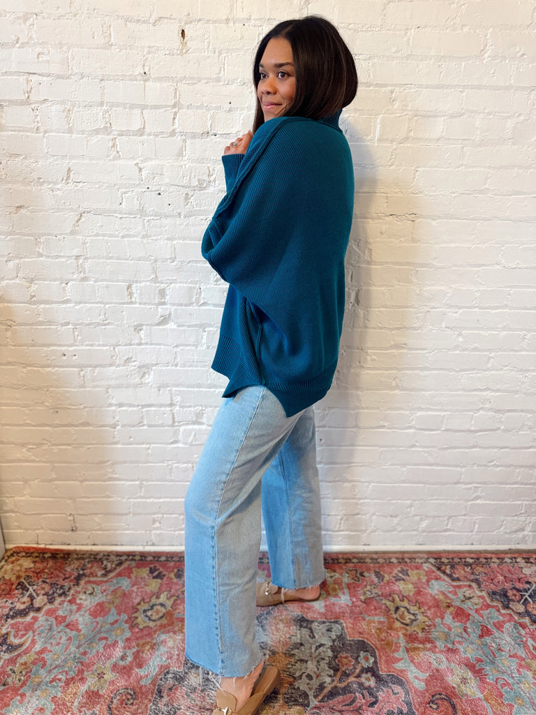 Everyday Luxe Sweater Ocean Teal