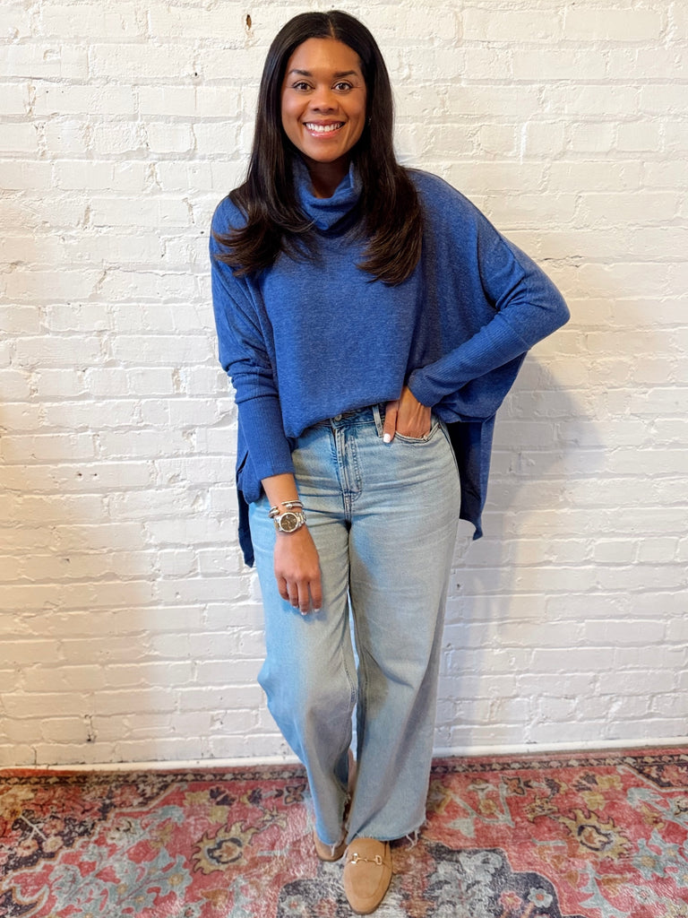 Color Pop Fleece Blue