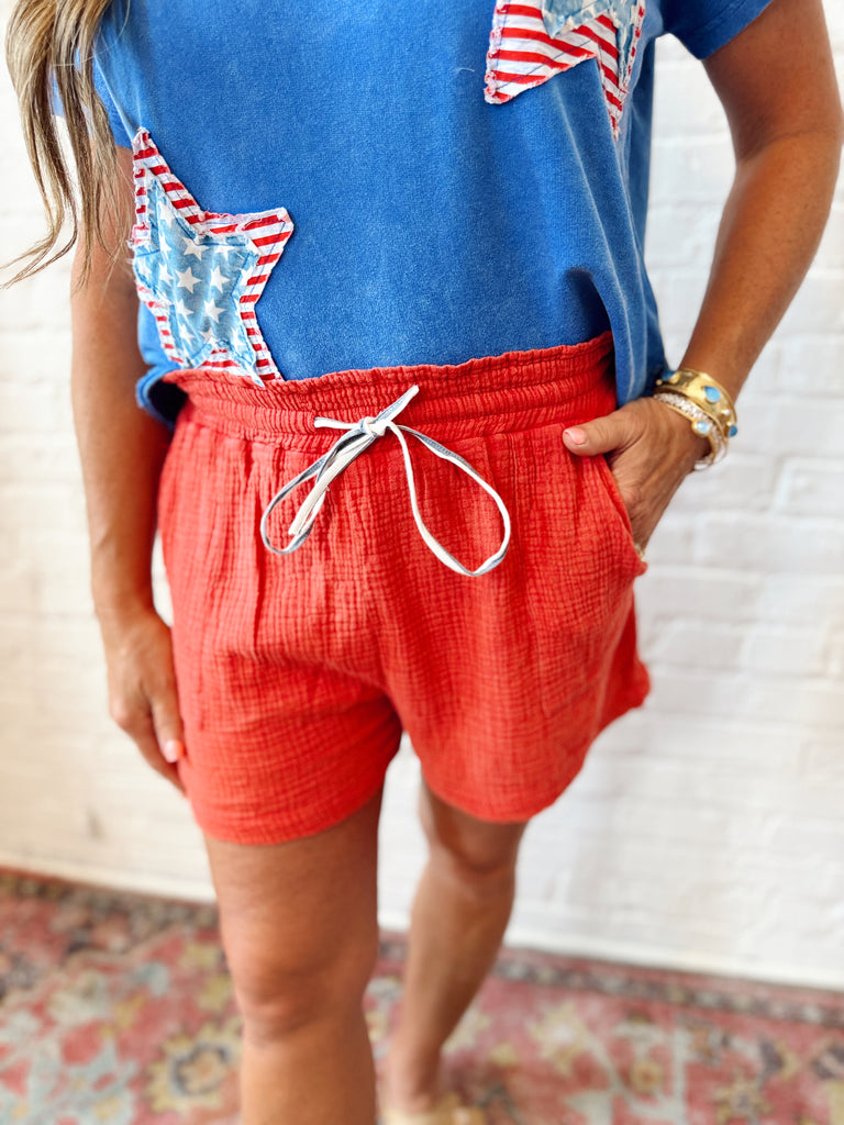 Banner Short Red